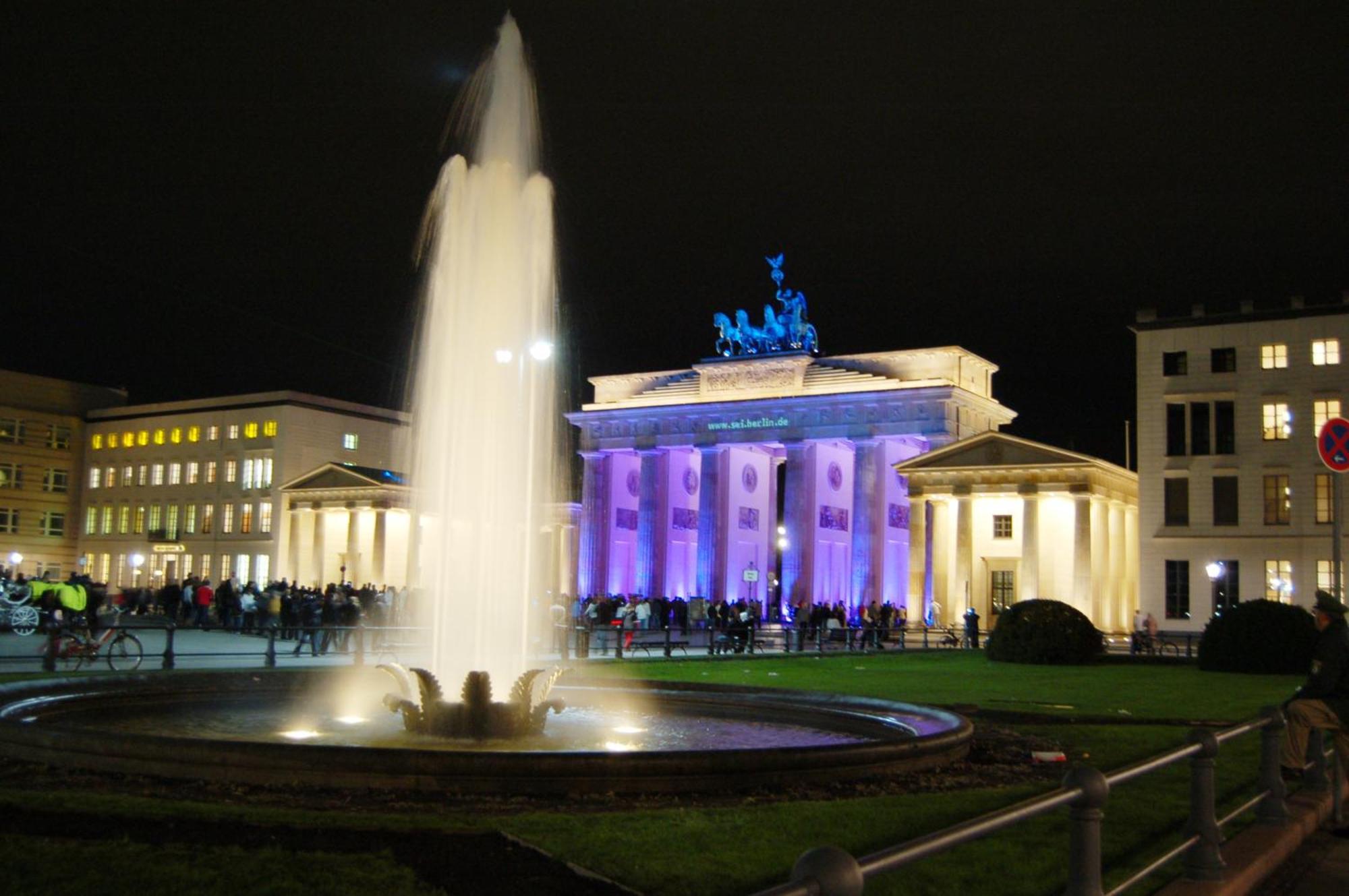 Aptc Downtown Monument4Rent Near Checkpoint Charlie Berlin Exterior photo